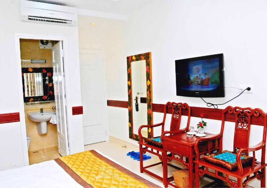 הו צ'י מין סיטי Hoang Thanh Thuy Airport Hotel 1 - Gan Am Thuc Dem Cho Hoang Hoa Tham מראה חיצוני תמונה