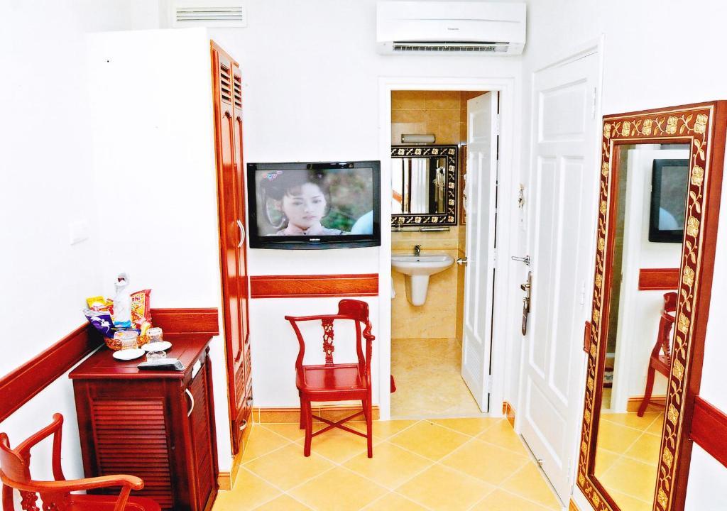 הו צ'י מין סיטי Hoang Thanh Thuy Airport Hotel 1 - Gan Am Thuc Dem Cho Hoang Hoa Tham חדר תמונה