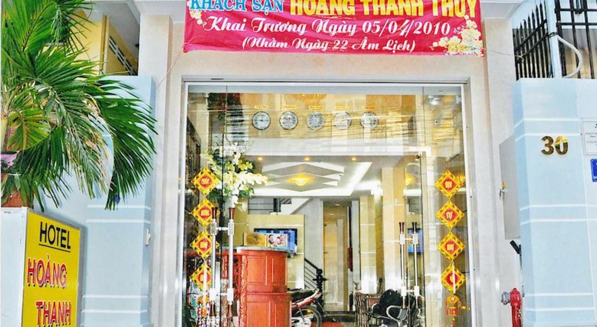 הו צ'י מין סיטי Hoang Thanh Thuy Airport Hotel 1 - Gan Am Thuc Dem Cho Hoang Hoa Tham מראה חיצוני תמונה